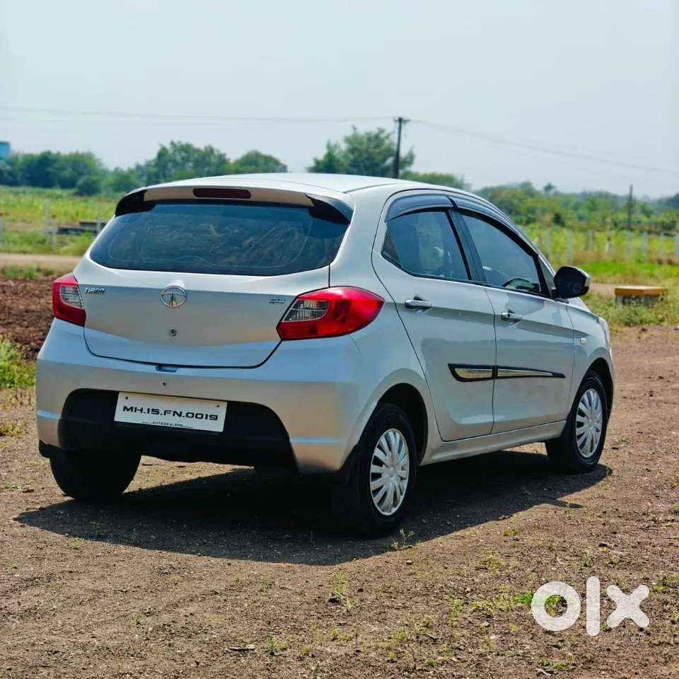 Tata Tiago 1.2 Revotron Xm, 2016, Petrol
