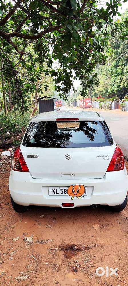 Swift Vxi White Colour