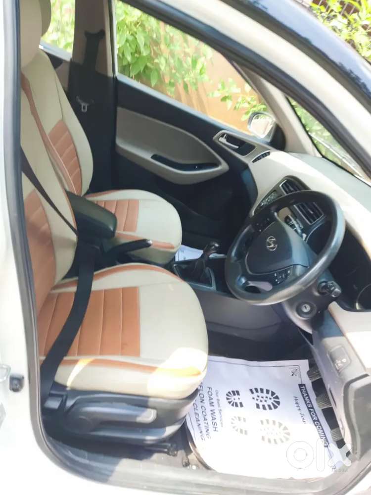 Car For Sale Hyundai I20 Sportz Model 2020 Rs :- 5,85,000/-