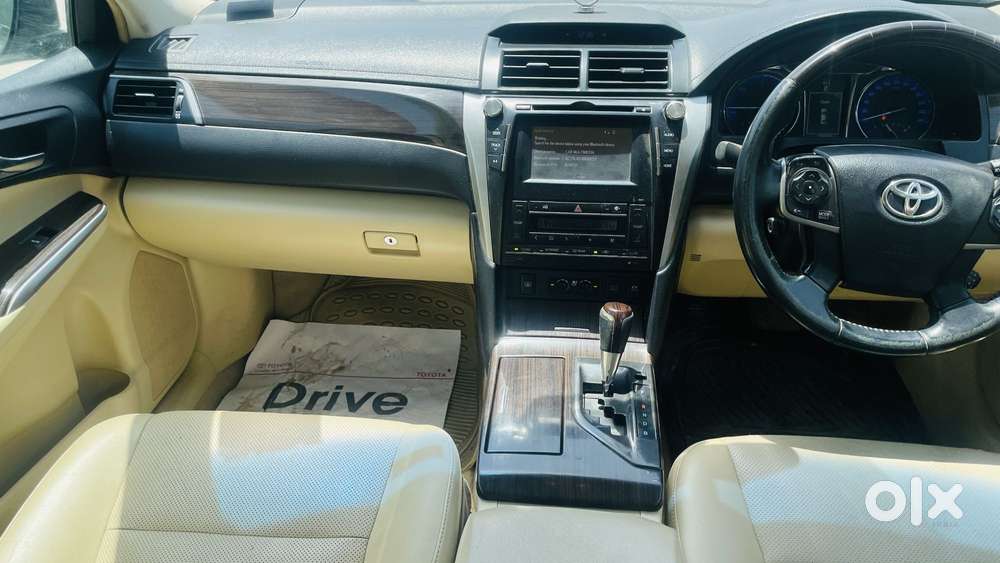 Toyota Camry Hybrid 2.5, 2015, Petrol