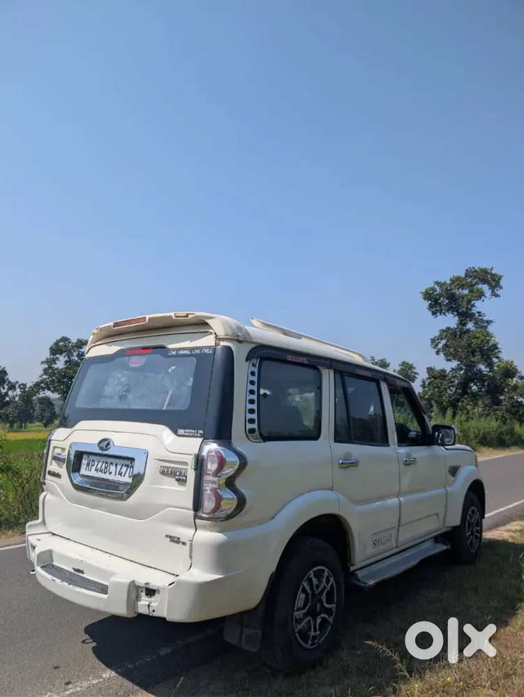 Mahindra Scorpio 2016 2.2 Mt