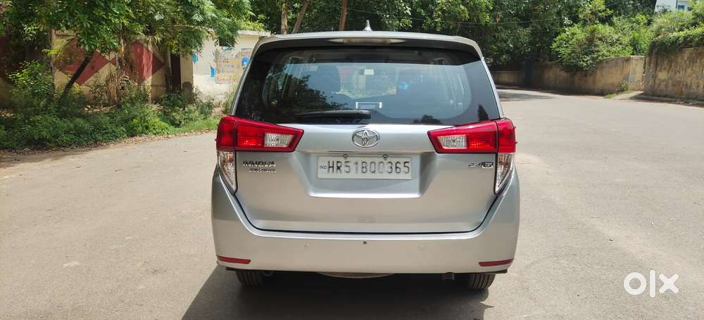 Toyota Innova Crysta 2.4 Gx Mt, 2017, Diesel