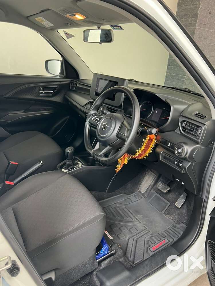 Maruti Swift 1.2 Petrol Automatic 2025