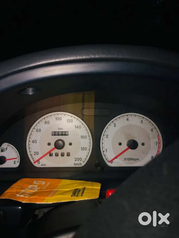 Maruti Suzuki Esteem 2005