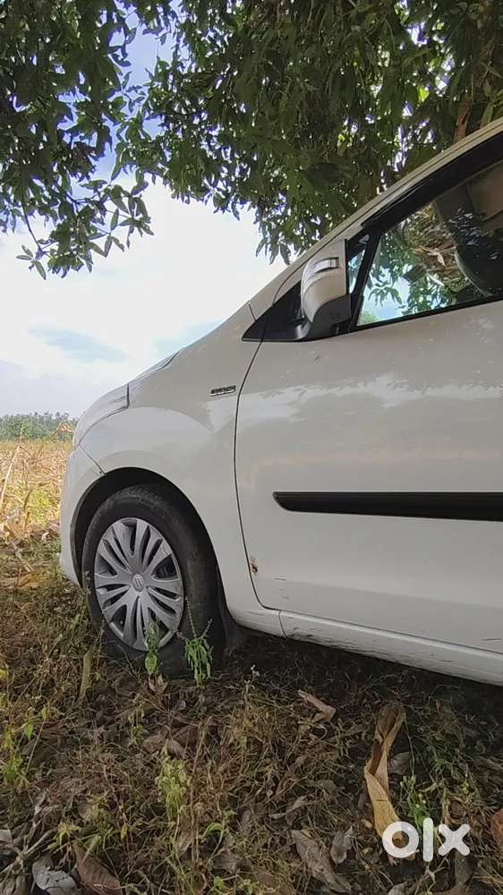 Maruti Suzuki Ertiga 2012