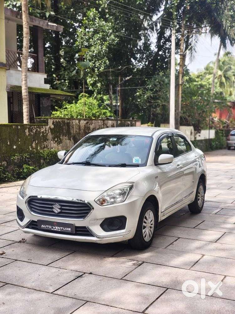 Maruti Suzuki Swift Dzire 1.2 Vxi Bsiv, 2018, Petrol