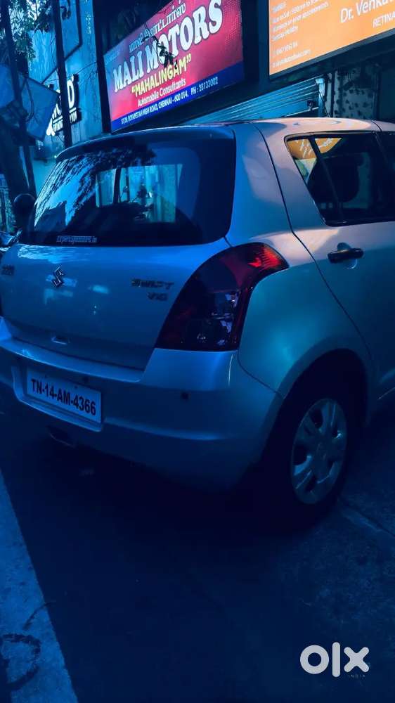 Maruti Suzuki Swift Vxi 2010 Model