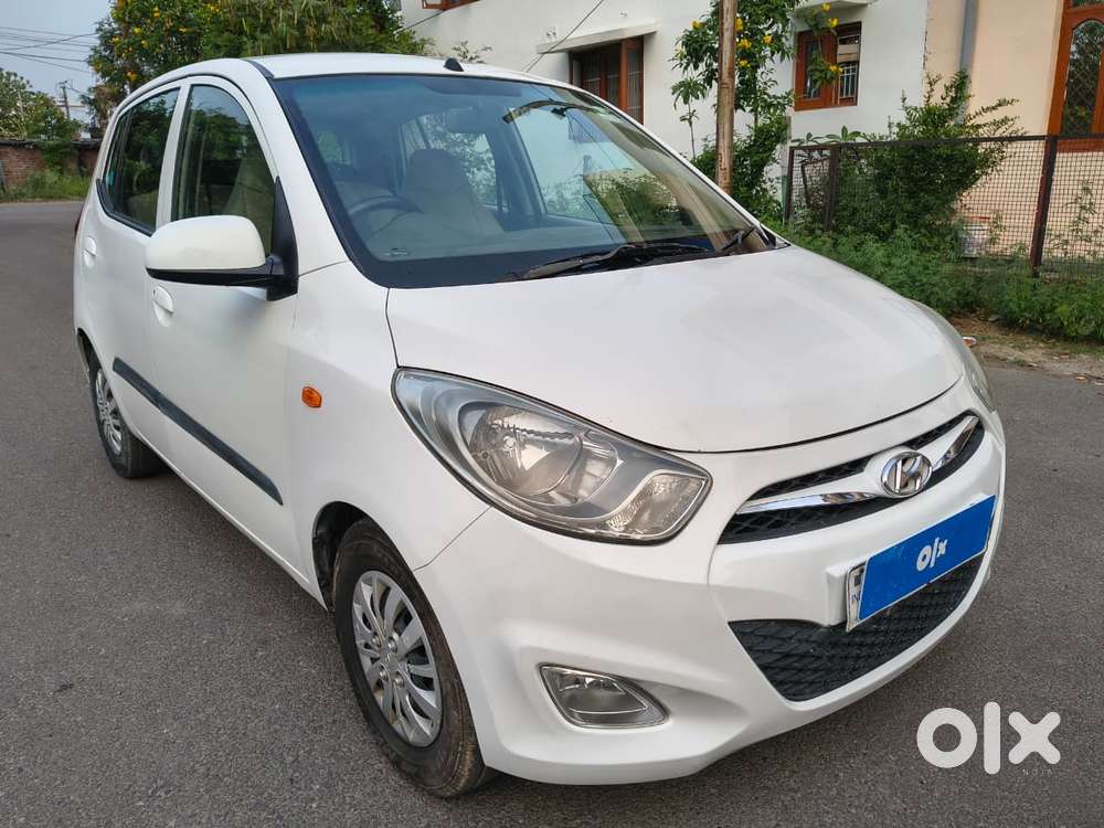 Hyundai I10 Sportz, 2012, Petrol