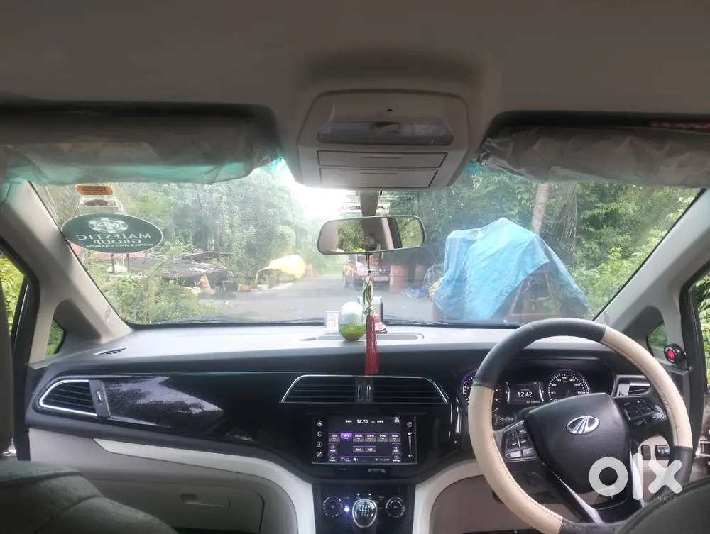 Mahindra Marazzo Diesel 2020