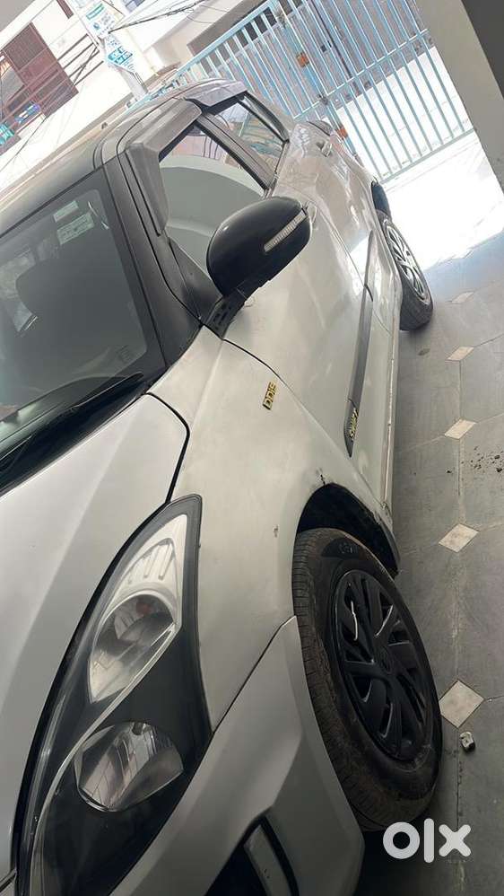 Maruti Suzuki Swift 2016 Diesel 129000 Km Driven
