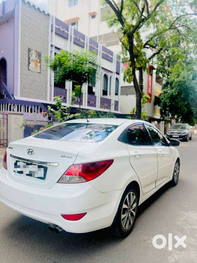 Hyundai Verna Fluidic 1.6 Vtvt Sx, 2014, Diesel