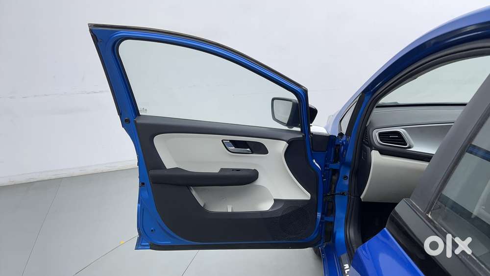 Tata Altroz 1.2 Xz Plus Petrol, 2022, Petrol