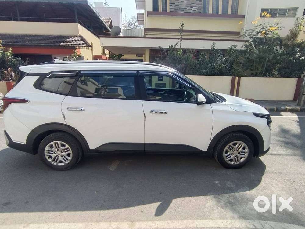 Kia Carens 1.5 Prestige 7 Str, 2023, Petrol