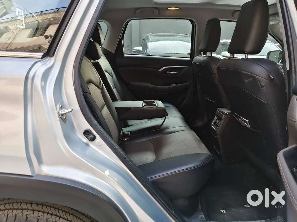 Toyota Urban Cruiser Hyryder 1.5 V Hybrid, 2025, Petrol