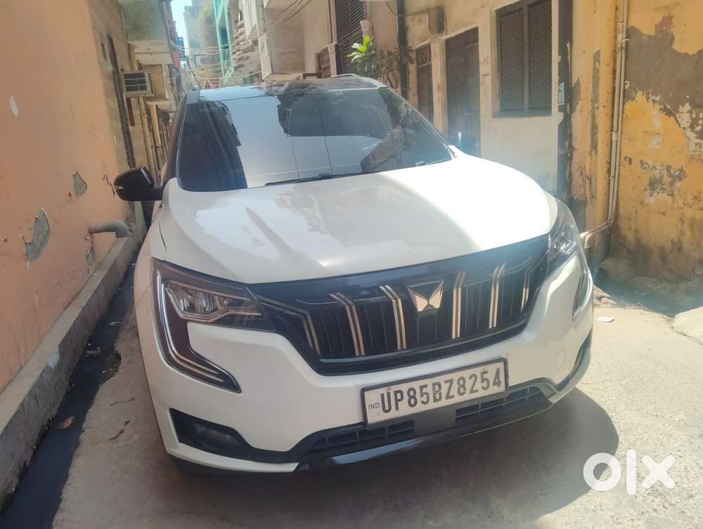 Mahindra Xuv700 2.0 Ax 5 Petrol Mt Str, 2022, Petrol