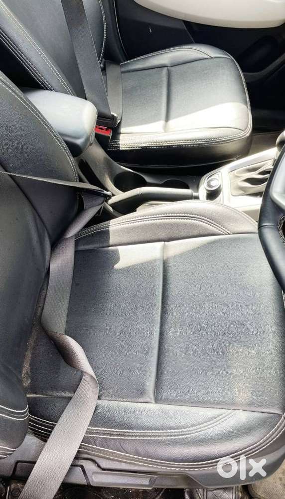 Hyundai Venue 1.0 S (o) Turbo Dct, 2024, Petrol