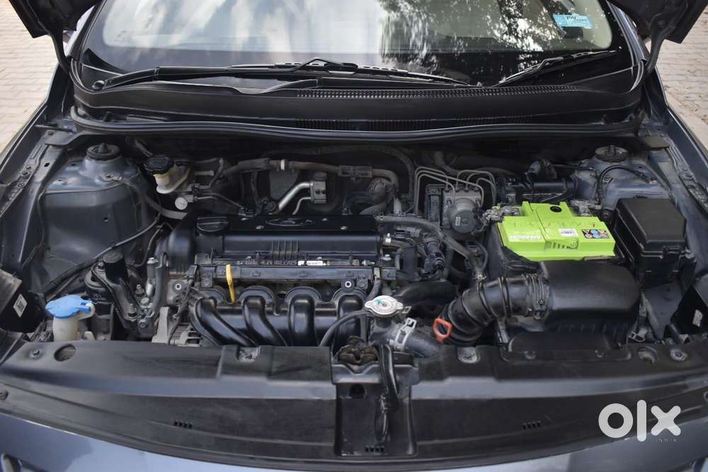 Hyundai Verna 1.6 S (o) Vtvt At, 2015, Petrol