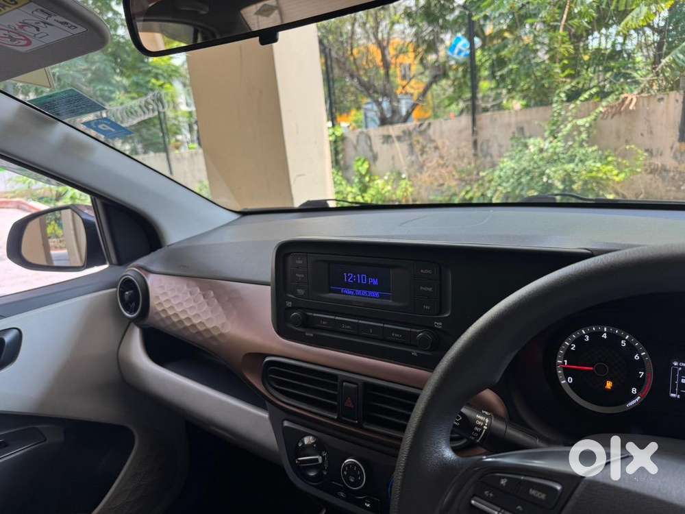 Hyundai Aura 2022 Cng Well Maintained