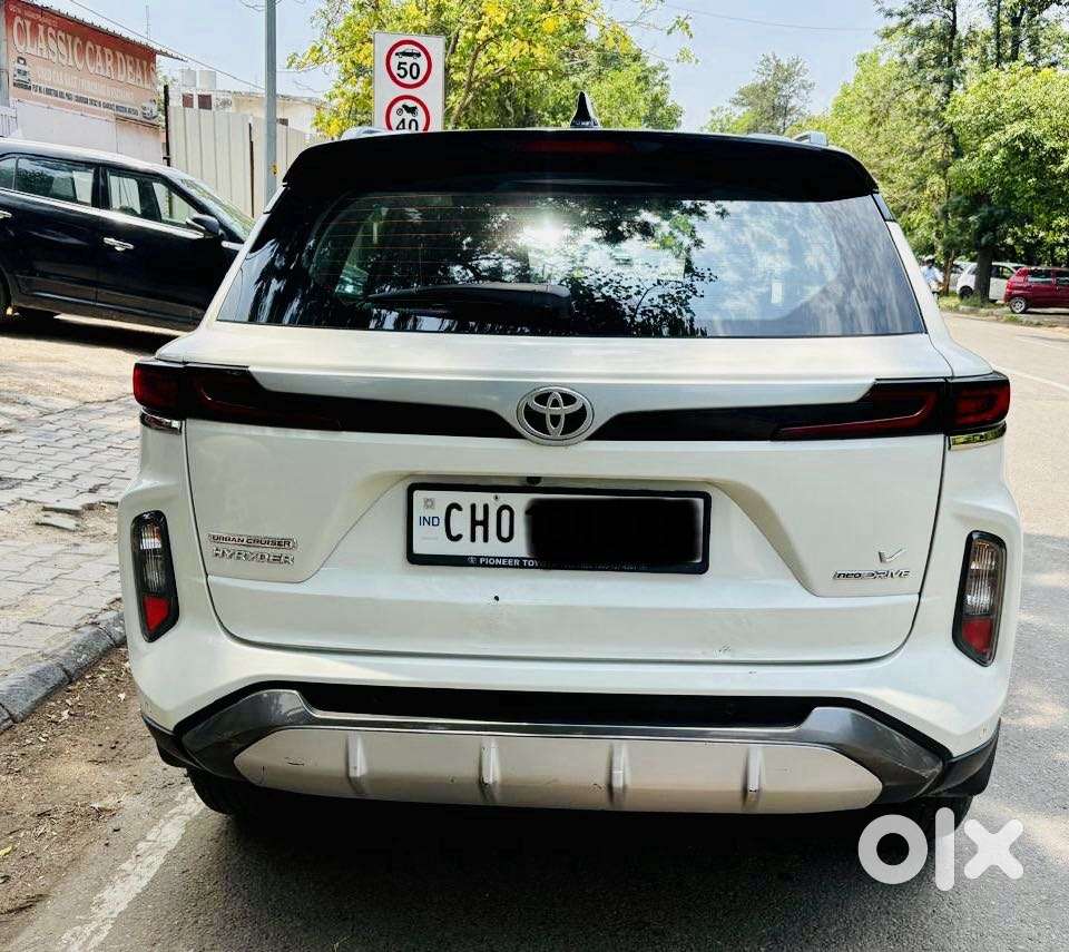 Toyota Urban Cruiser Hyryder V Neodrive Aero Edition, 2023, Petrol