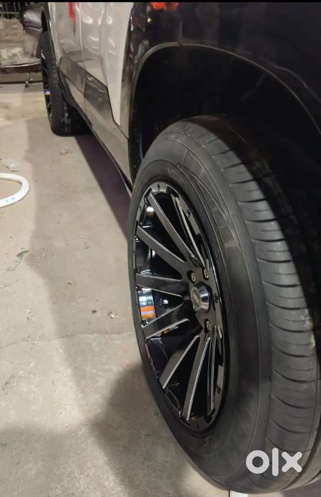 All Original Car ,tyre With 17 Inch Alloy , Interior Modified,