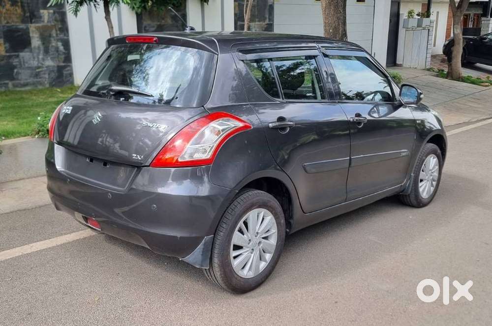 Maruti Suzuki Swift Vvt Zxi, 2015, Petrol