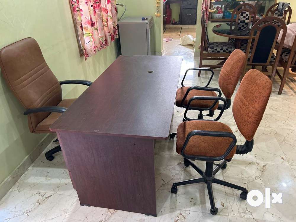 office table and chair Other Household Items 1759737512