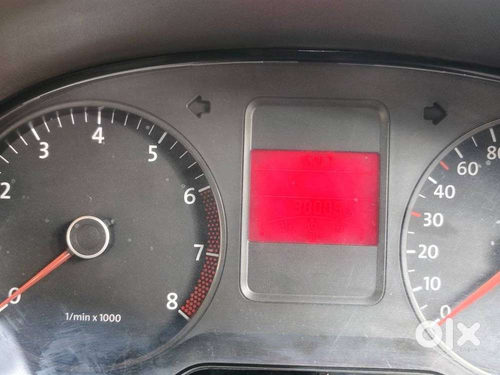 Volkswagen Vento 2010-2013 Petrol Trendline, 2011