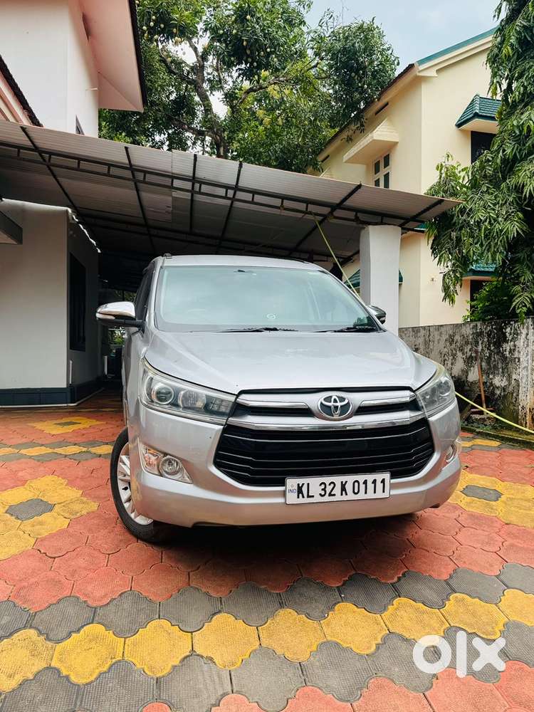 Toyota Innova Crysta 2016 Diesel Manual