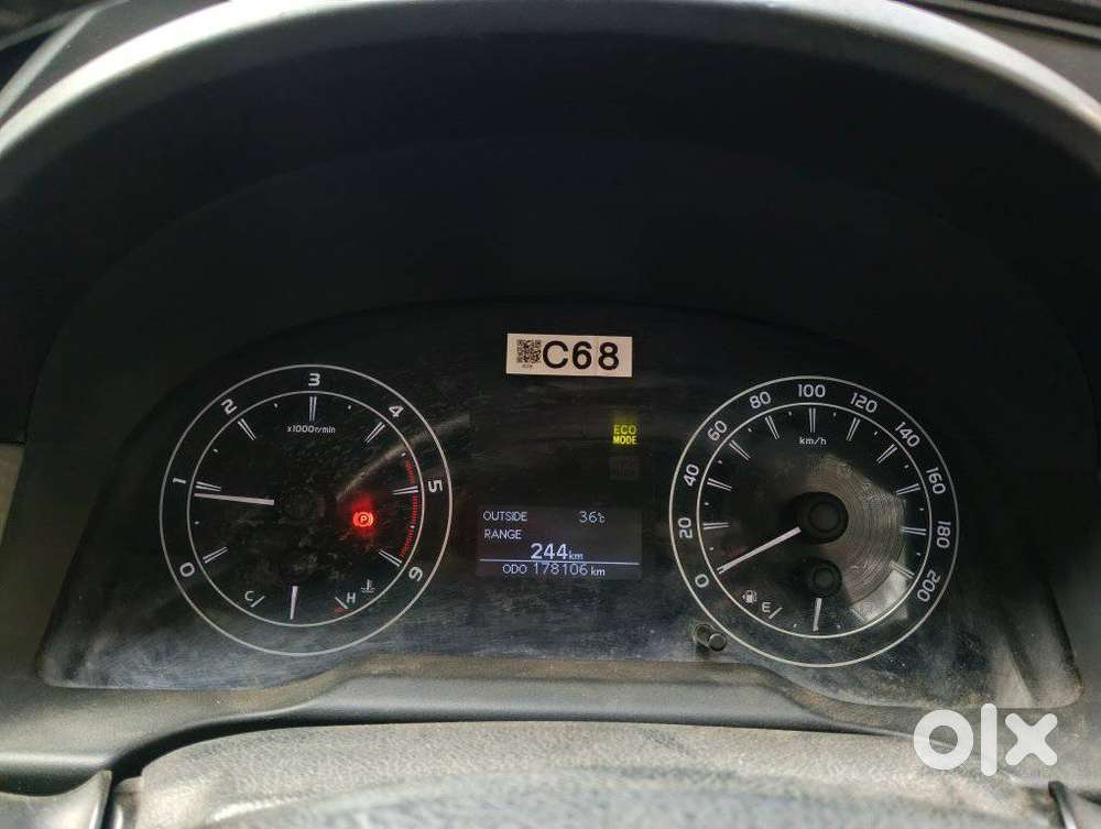 Toyota Innova Crysta 2.4 G Mt, 2017, Diesel