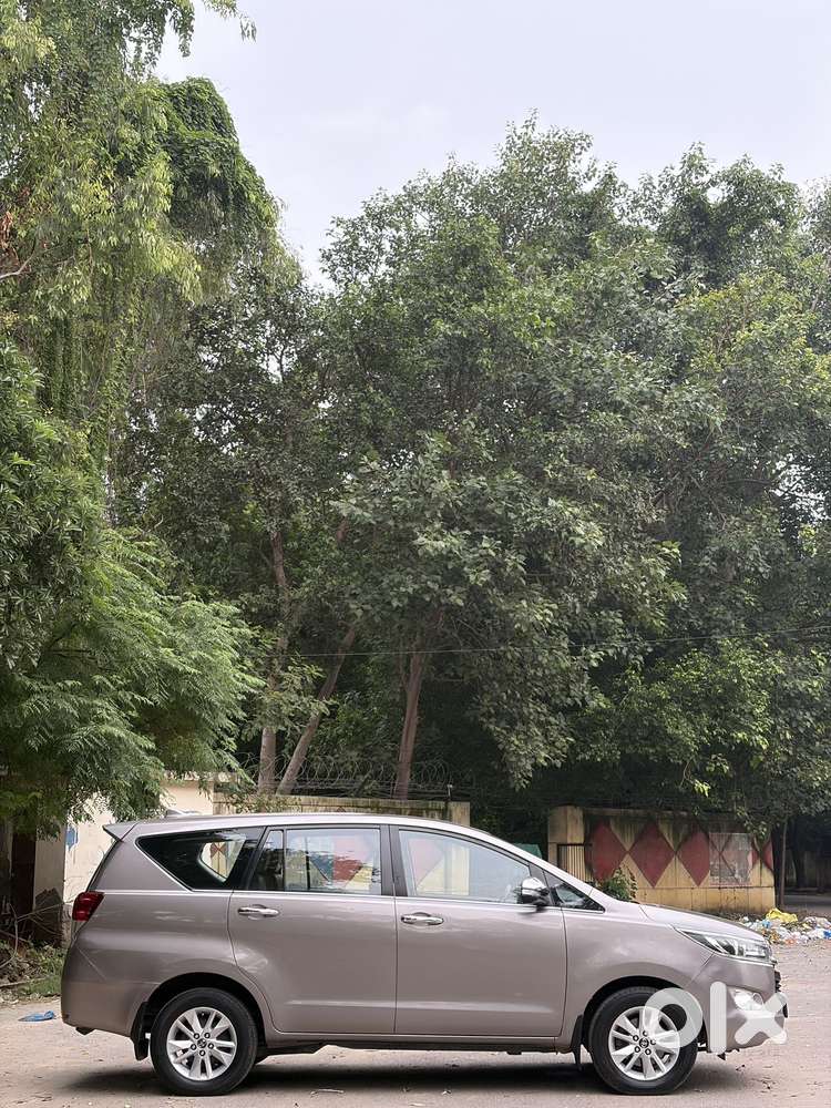 Toyota Innova Crysta 2.8 Zx At, 2017, Diesel