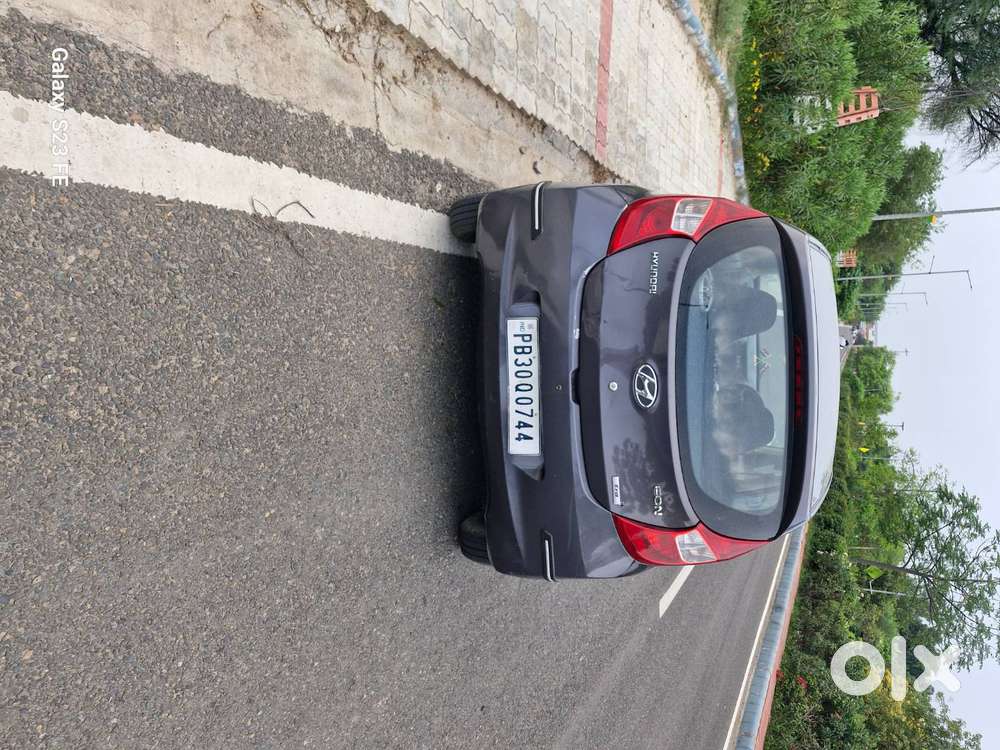Hyundai Eon Era + 2015 Petrol