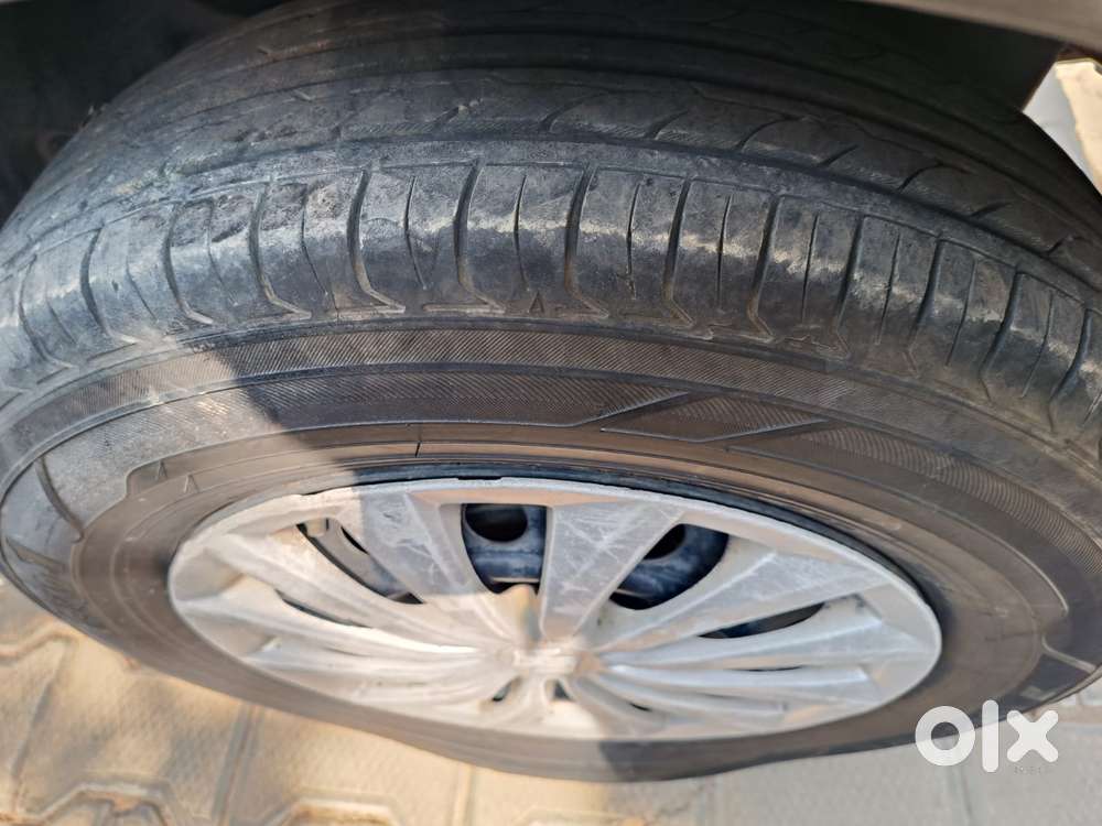 Maruti Suzuki Swift Dzire Vdi Optional, 2016, Diesel