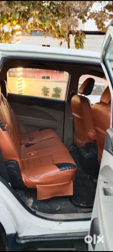 Mahindra Marazzo Plus 2022 Car