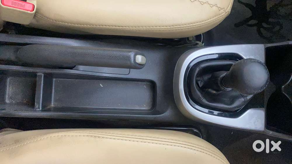 Honda Jazz 1.2 V I Vtec, 2016, Petrol