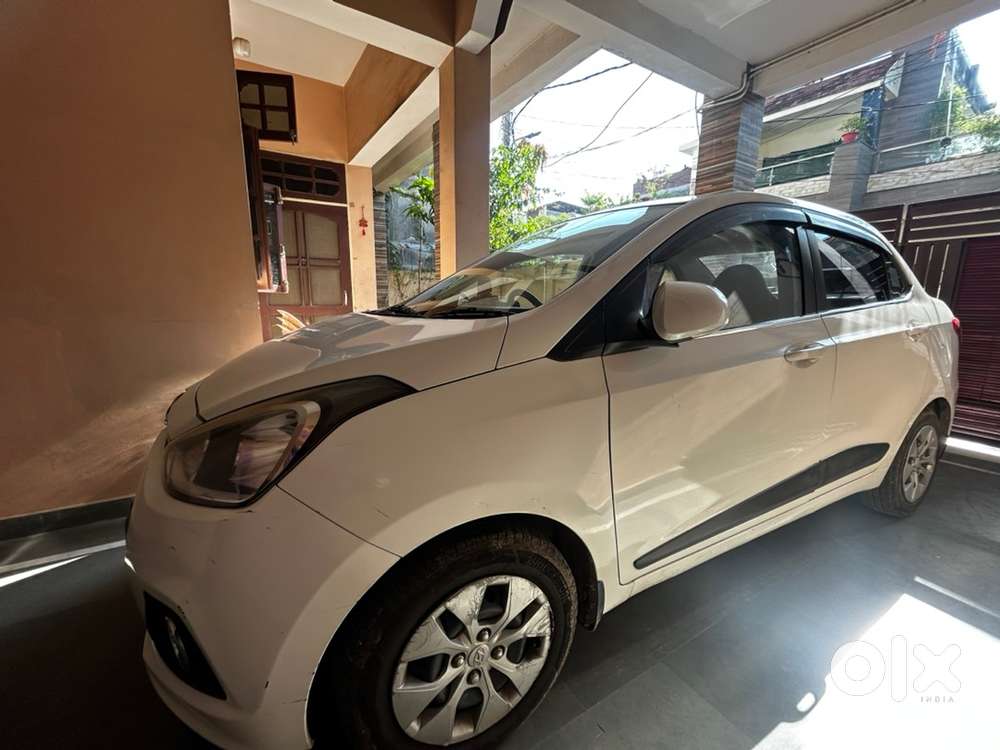 Hyundai Xcent Petrol 2016