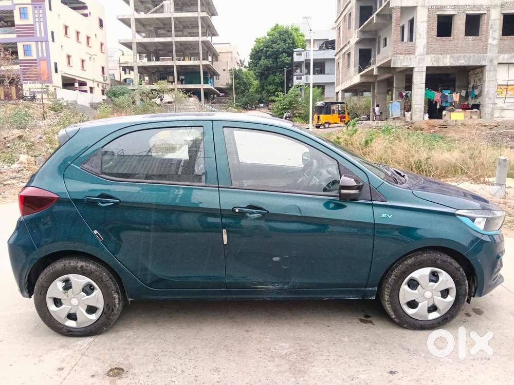 Tata Tiago EV XT LR, 2024, Electric - Photo 2