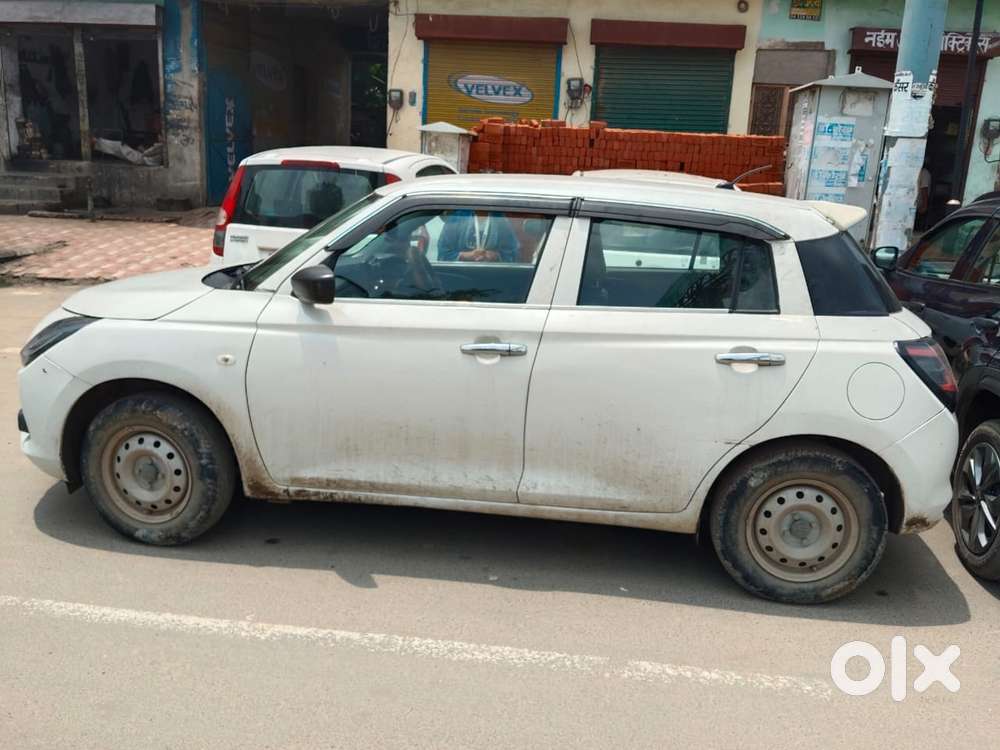Maruti Suzuki Swift Lxi Option, 2025, Petrol