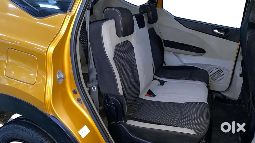 Renault Triber Rxz, 2019, Petrol
