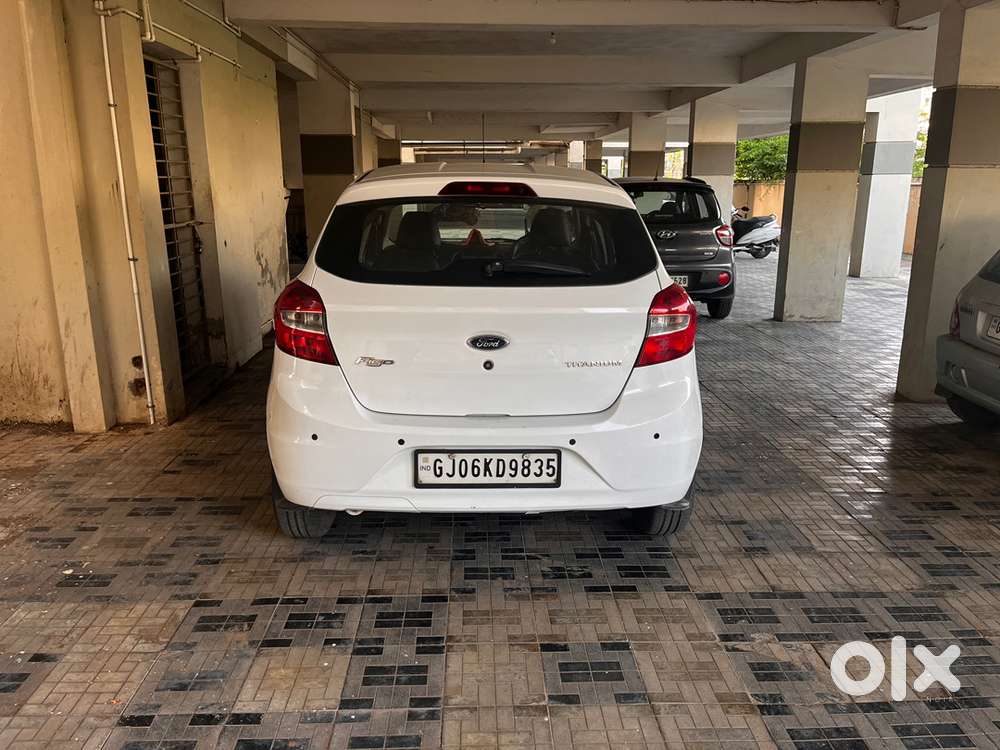 Ford Figo Petrol 2016