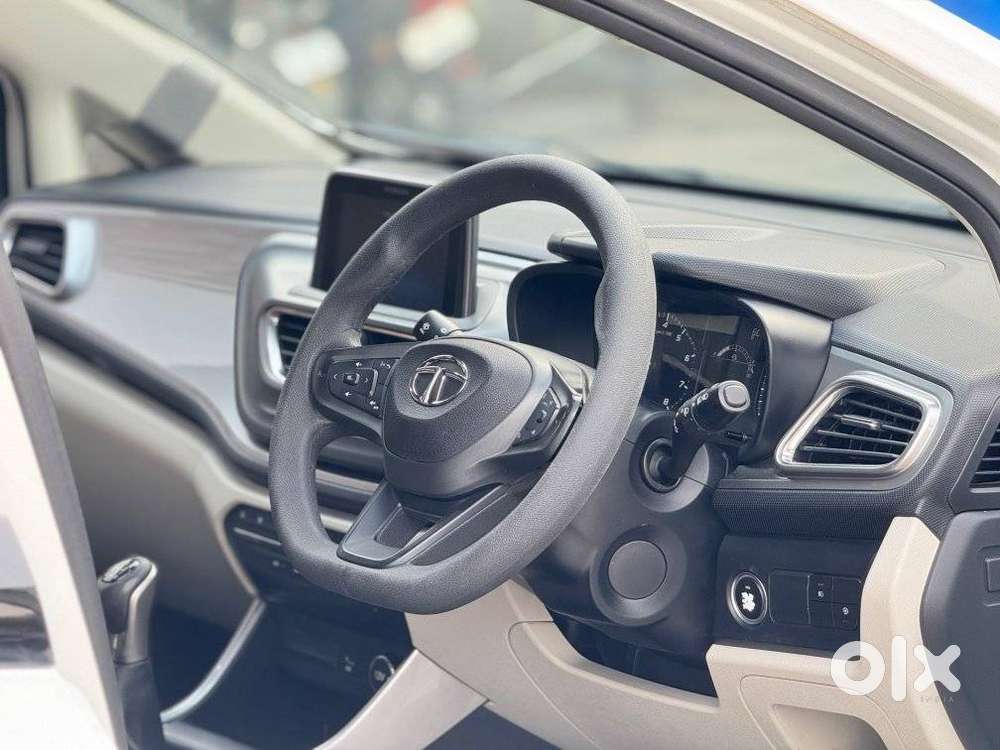 Tata Altroz Xz, 2021, Petrol