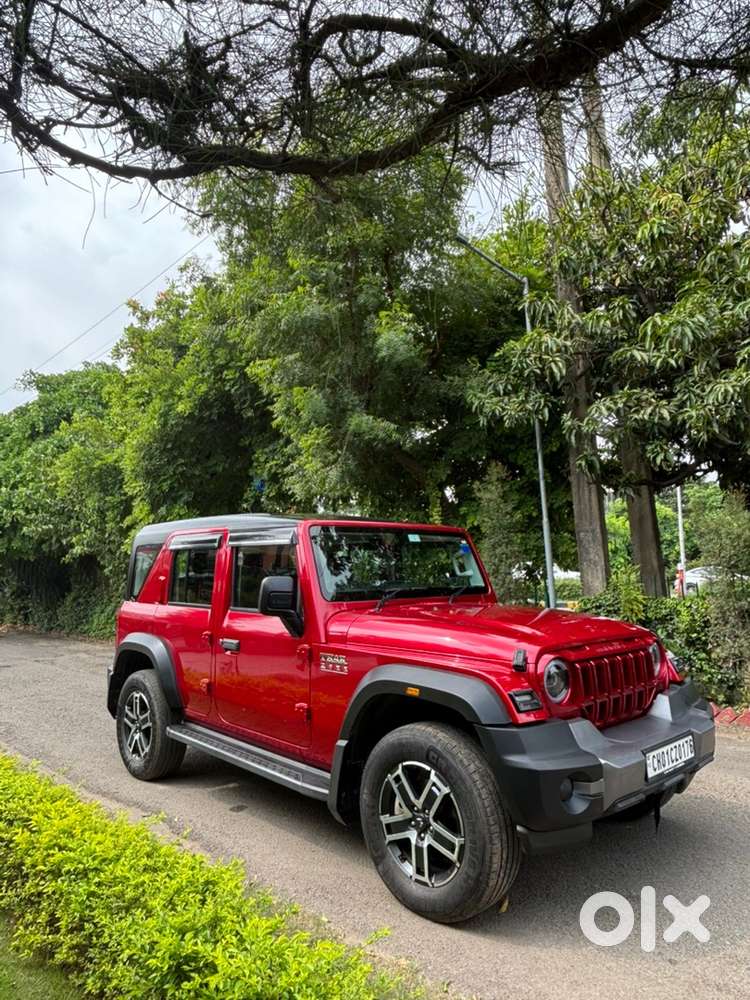 Mahindra Thar Roxx 2025