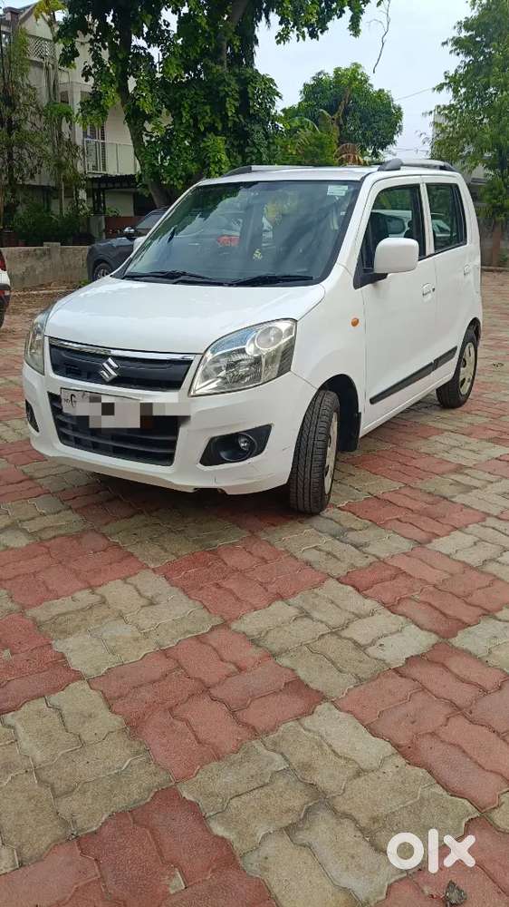 Maruti Wagon R 2016 Amt Vxi (new Tyre)