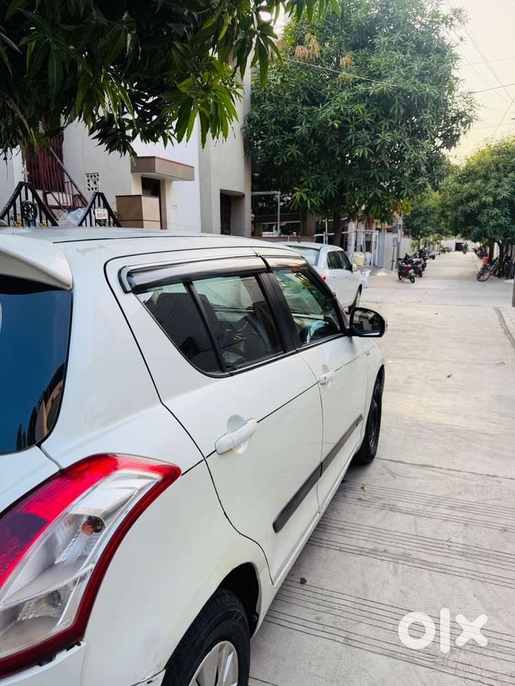 Maruti Suzuki Swift 1.2 2013