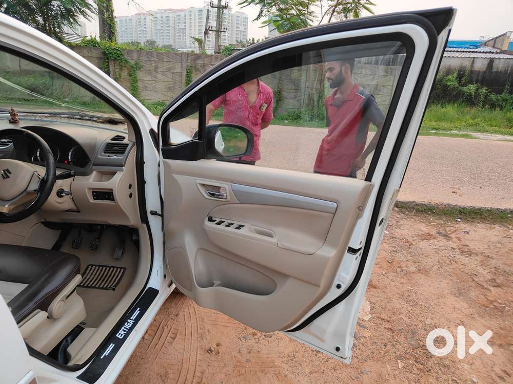 Maruti Suzuki Ertiga Zxi Plus Shvs, 2018, Petrol