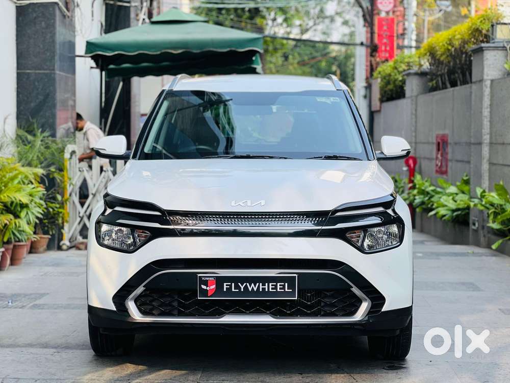 Kia Carens 1.4 Prestige 7 Str, 2022, Petrol