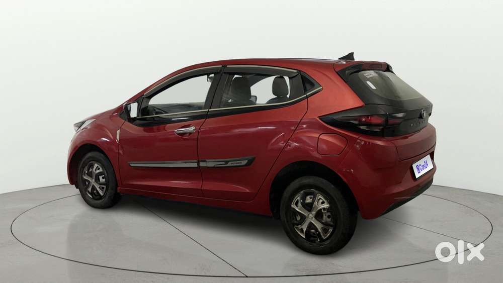 Tata Altroz 1.2 Xe, 2021, Petrol