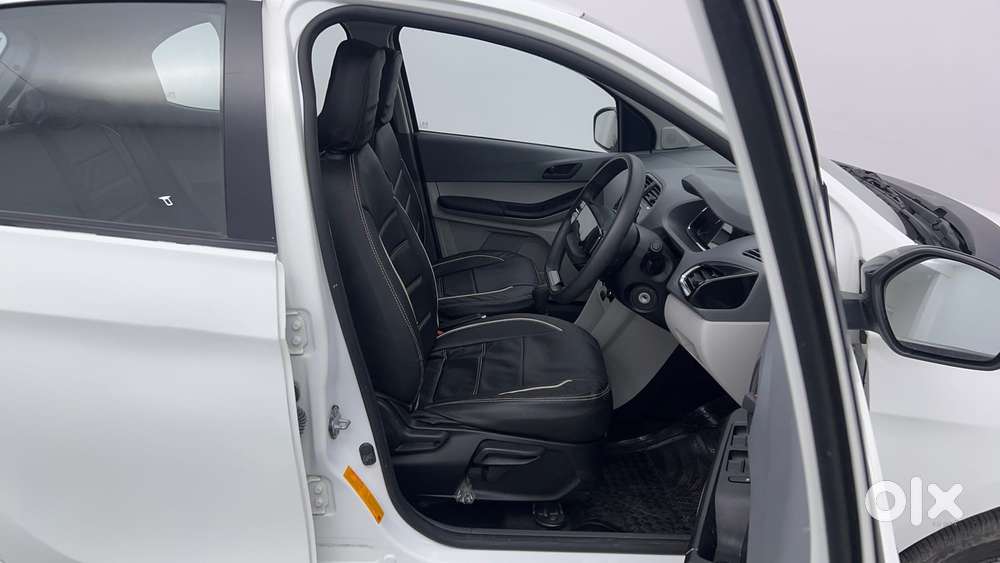 Tata Tiago 1.2 Revotron Xt Option, 2025, Petrol