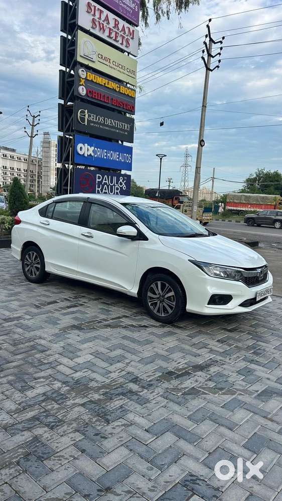 Honda City I-vtec V, 2020, Petrol