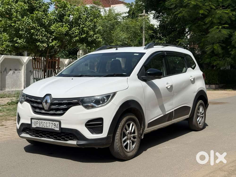 Renault Triber Rxt, 2022, Petrol