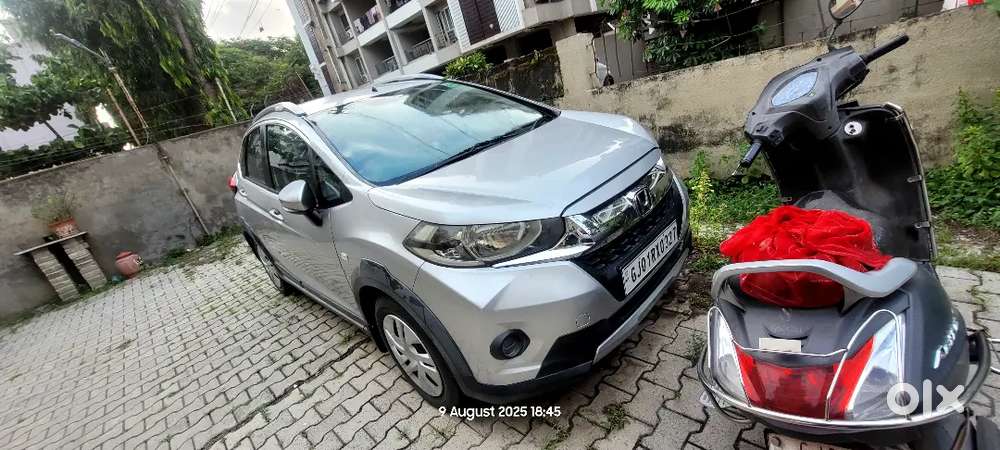 Honda Wr-v 2017 Petrol 15300 Km Driven